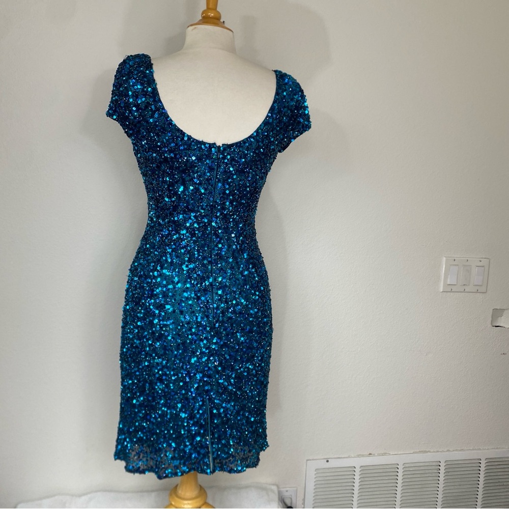 Vintage Women's Scala Blue Beaded Cap Sleeve Sheath Dress Size 14 Party Glam - Picture 2 of 16